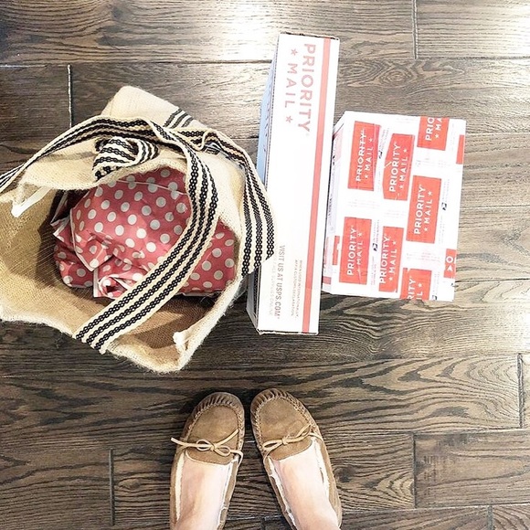 Posh Packages 💕 - Picture 4 of 4